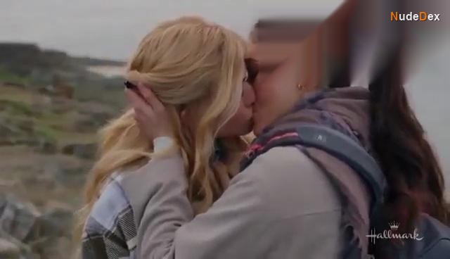 Katherine Mcnamara in Love Classified, photo 60
