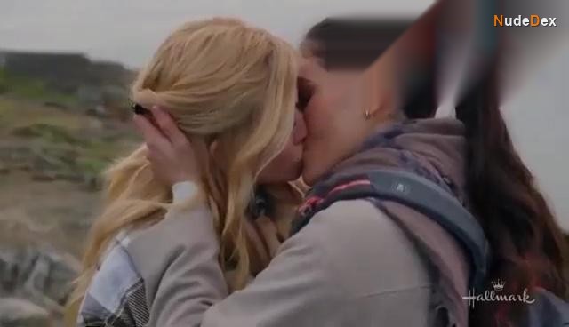 Katherine Mcnamara in Love Classified, photo 89