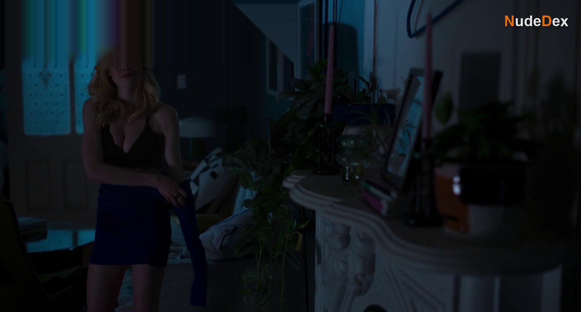Katherine Mcnamara in Trust, photo 5
