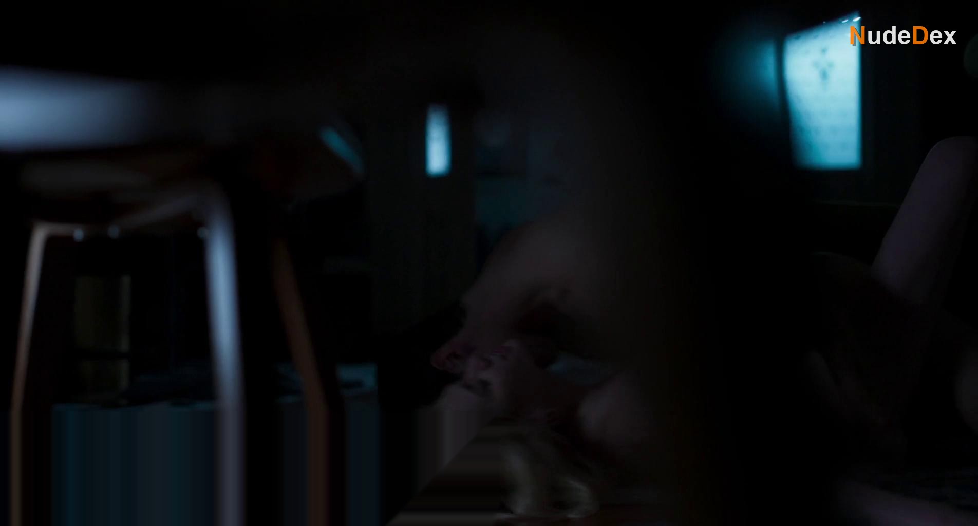 Katherine Mcnamara in Trust, photo 22