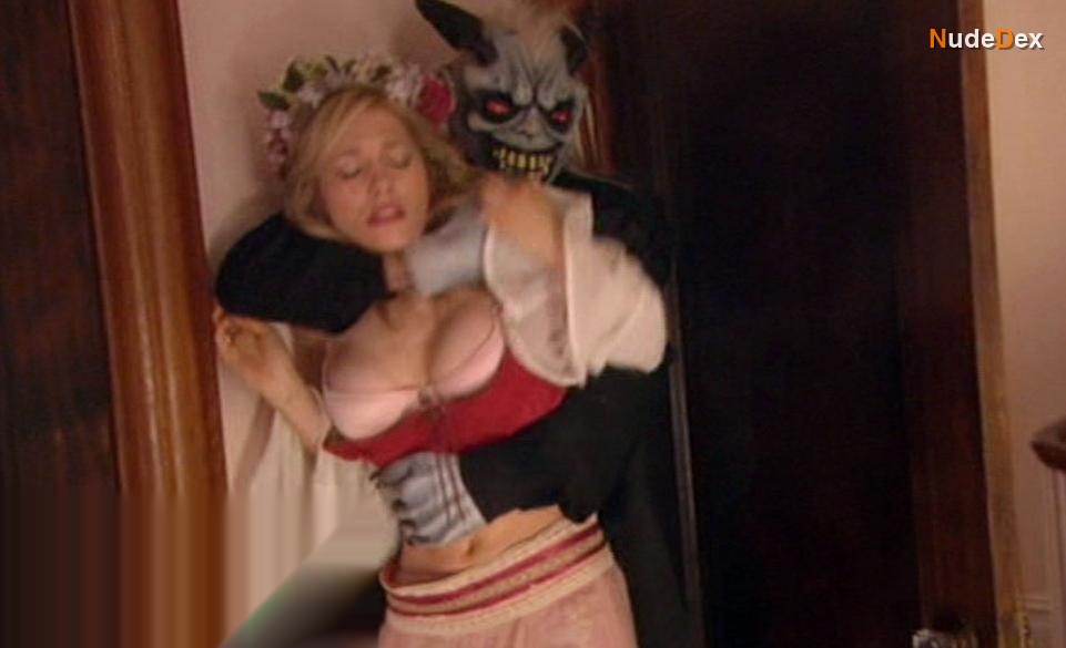 Katheryn Winnick in Satan S Little Helper, photo 6
