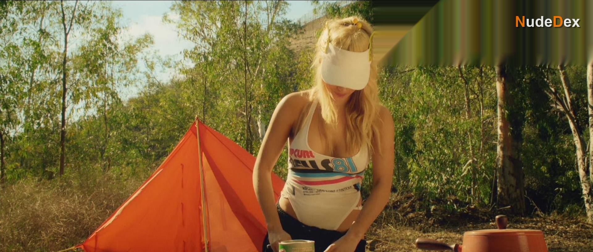 Katheryn Winnick in Stripped, photo 1