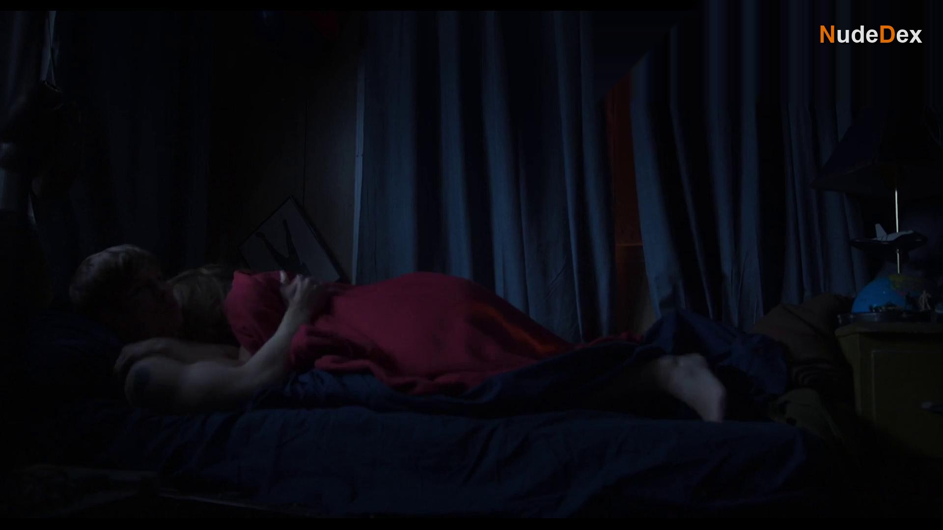 Kathleen Rose Perkins in Juveniles, photo 14
