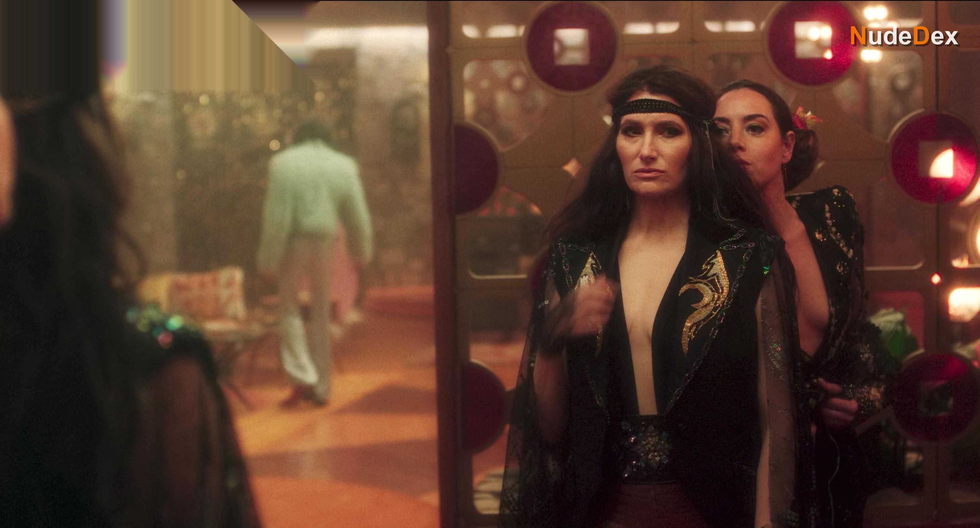 Kathryn Hahn in Agatha All Along, photo 5