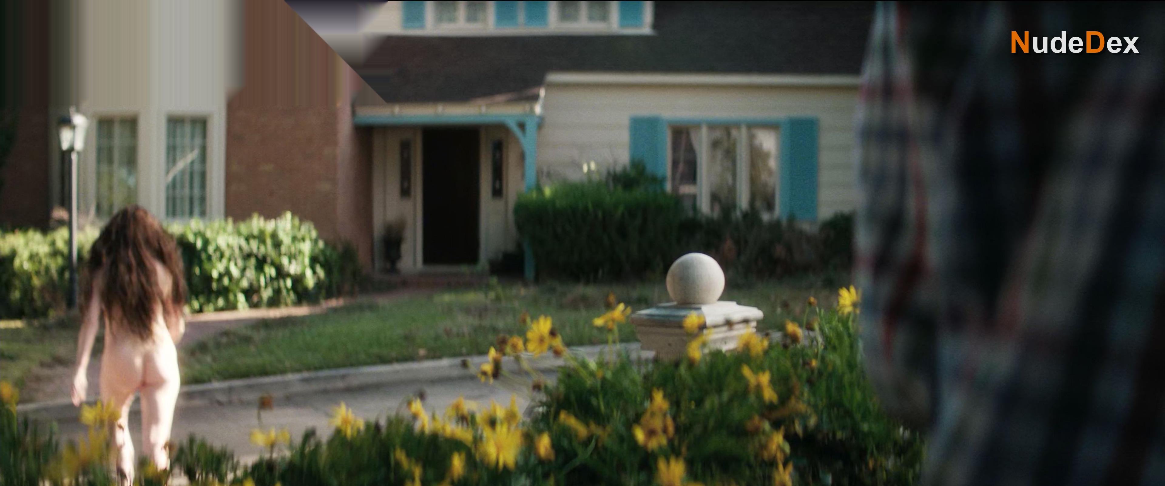 Kathryn Hahn in Agatha All Along, photo 8