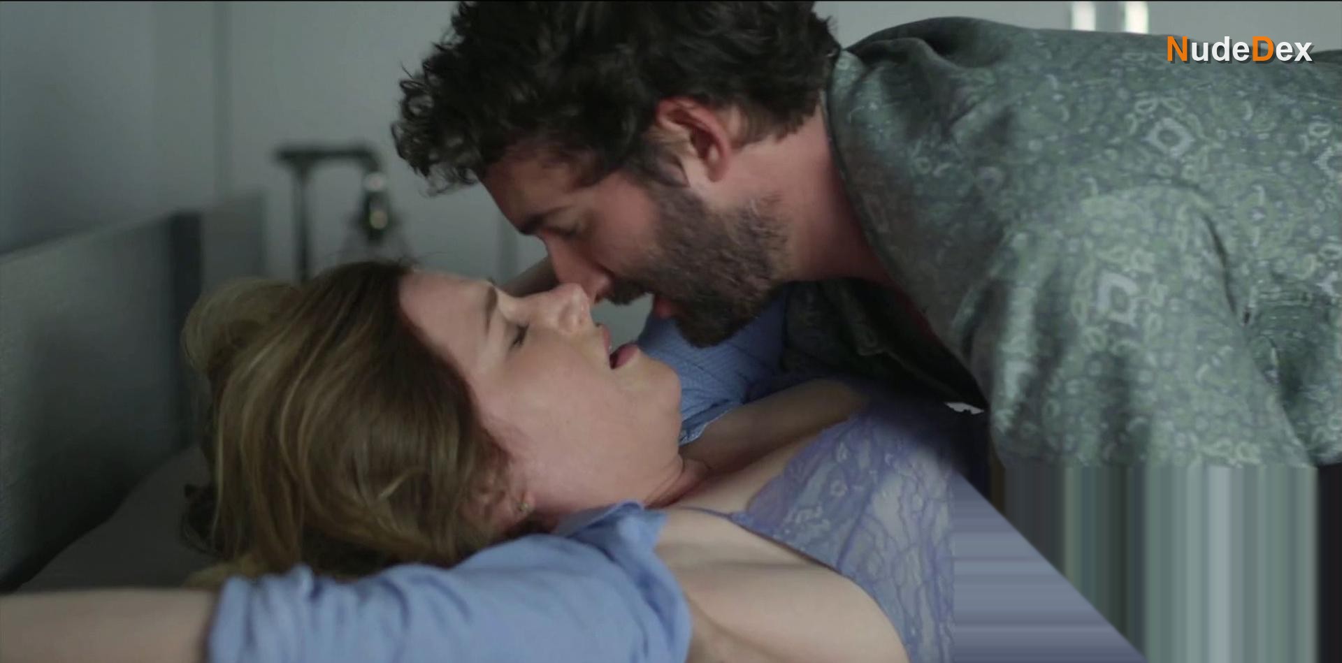 Kathryn Hahn in Transparent, photo 4