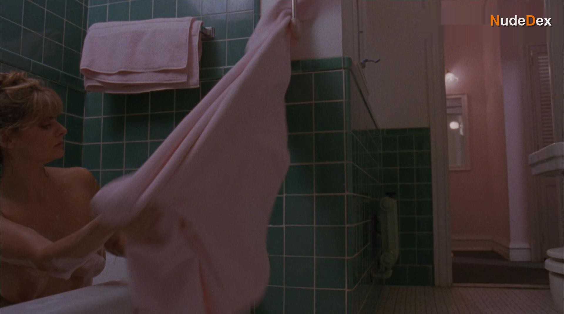 Kathryn O'reilly in Puppet Master, photo 8