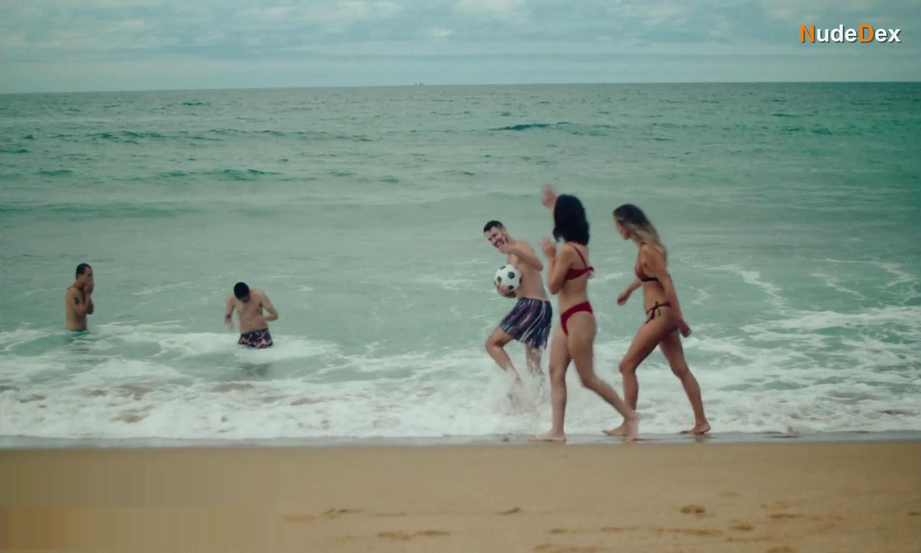 Katia Borlado in Notas Sobre Un Verano, photo 10