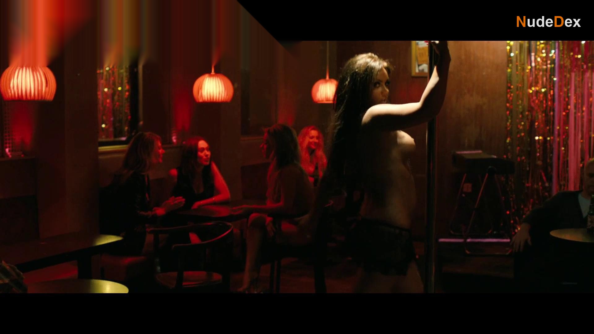 Katia Kvinge in Love Bites