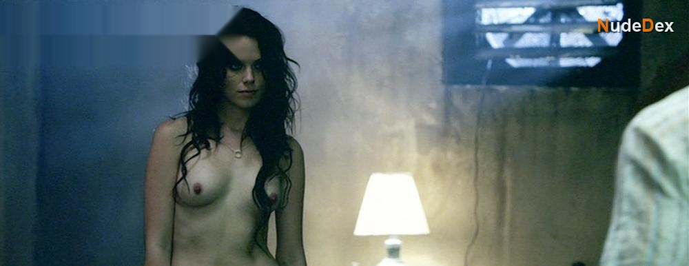 Katia Winter in Arena, photo 5