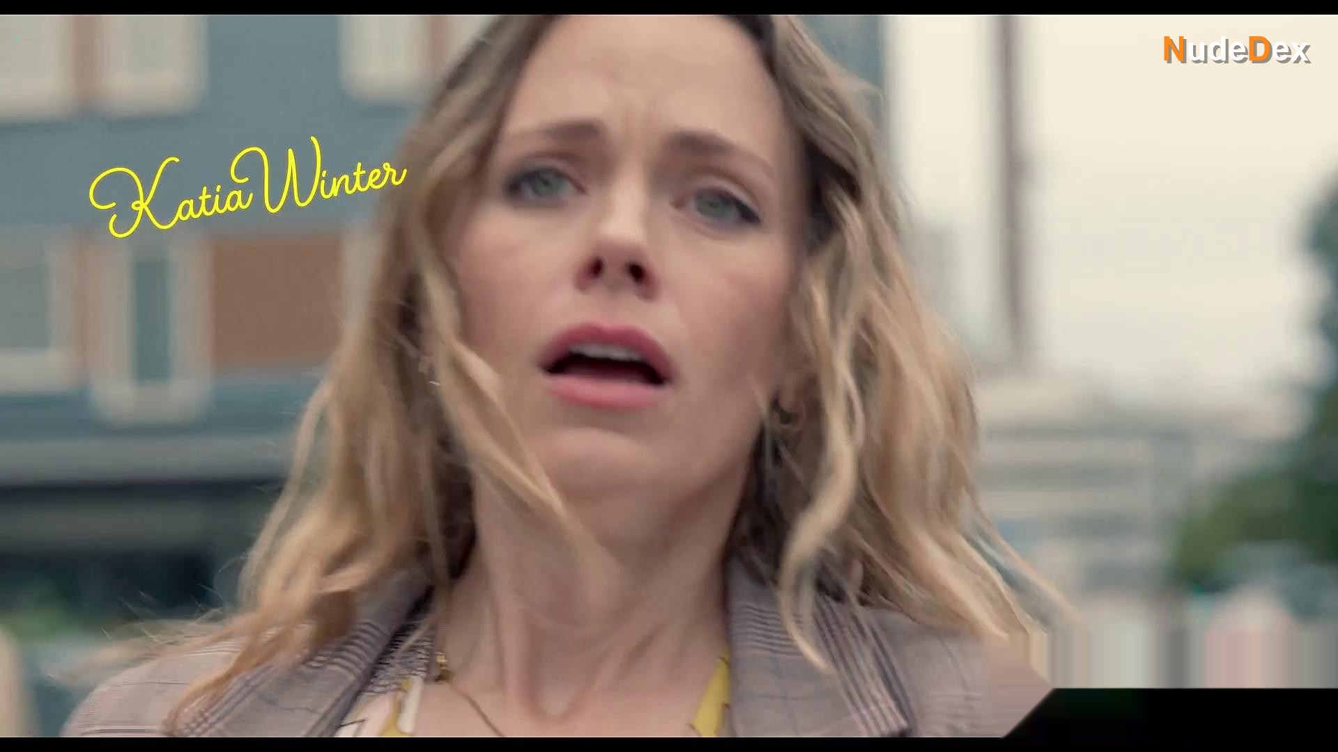 Katia Winter in Aret Jag Slutade Prestera Och Borjade Onanera, photo 10