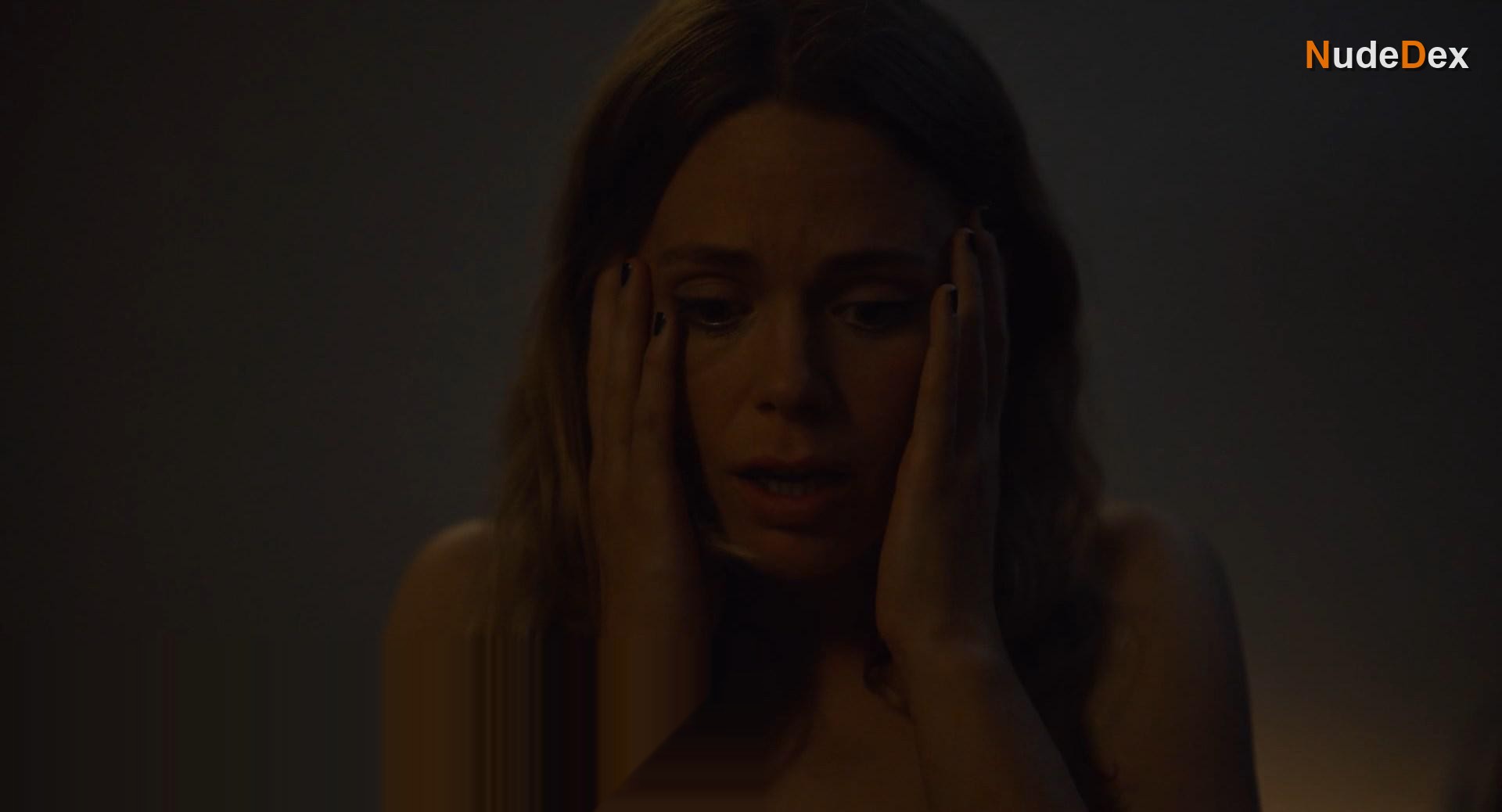 Katia Winter in Aret Jag Slutade Prestera Och Borjade Onanera, photo 21