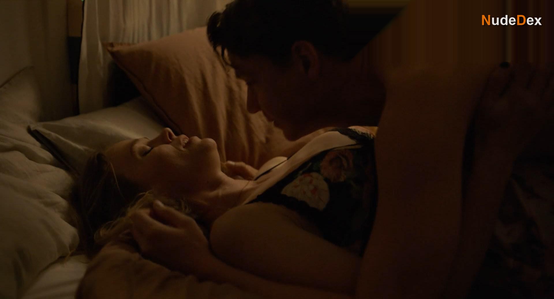 Katia Winter in Aret Jag Slutade Prestera Och Borjade Onanera, photo 23