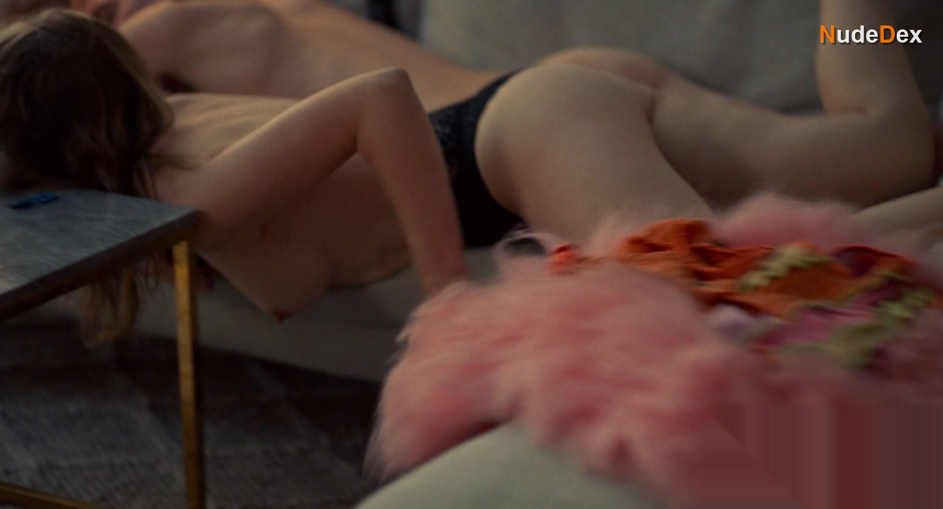 Katia Winter in Aret Jag Slutade Prestera Och Borjade Onanera, photo 27