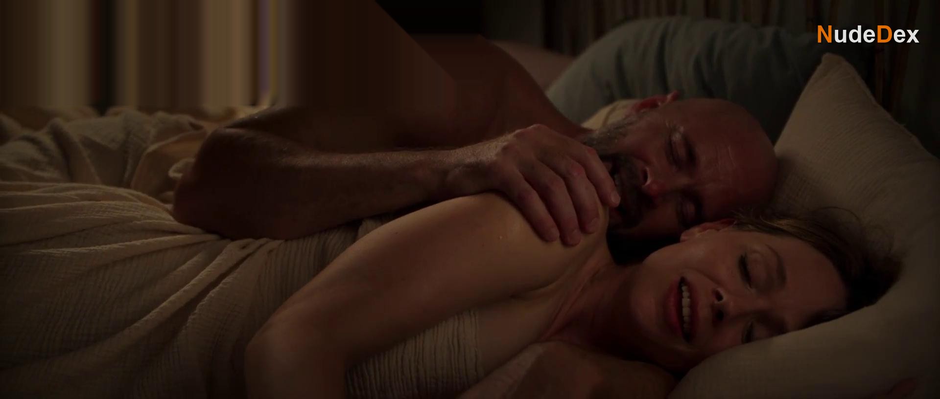 Katia Winter in Off Track 2, photo 2