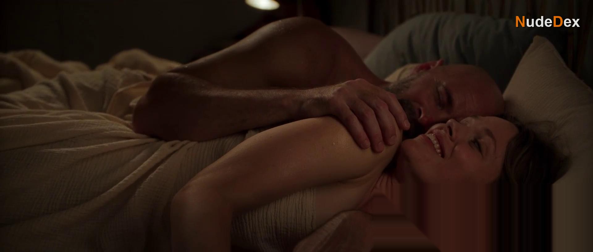 Katia Winter in Off Track 2, photo 3