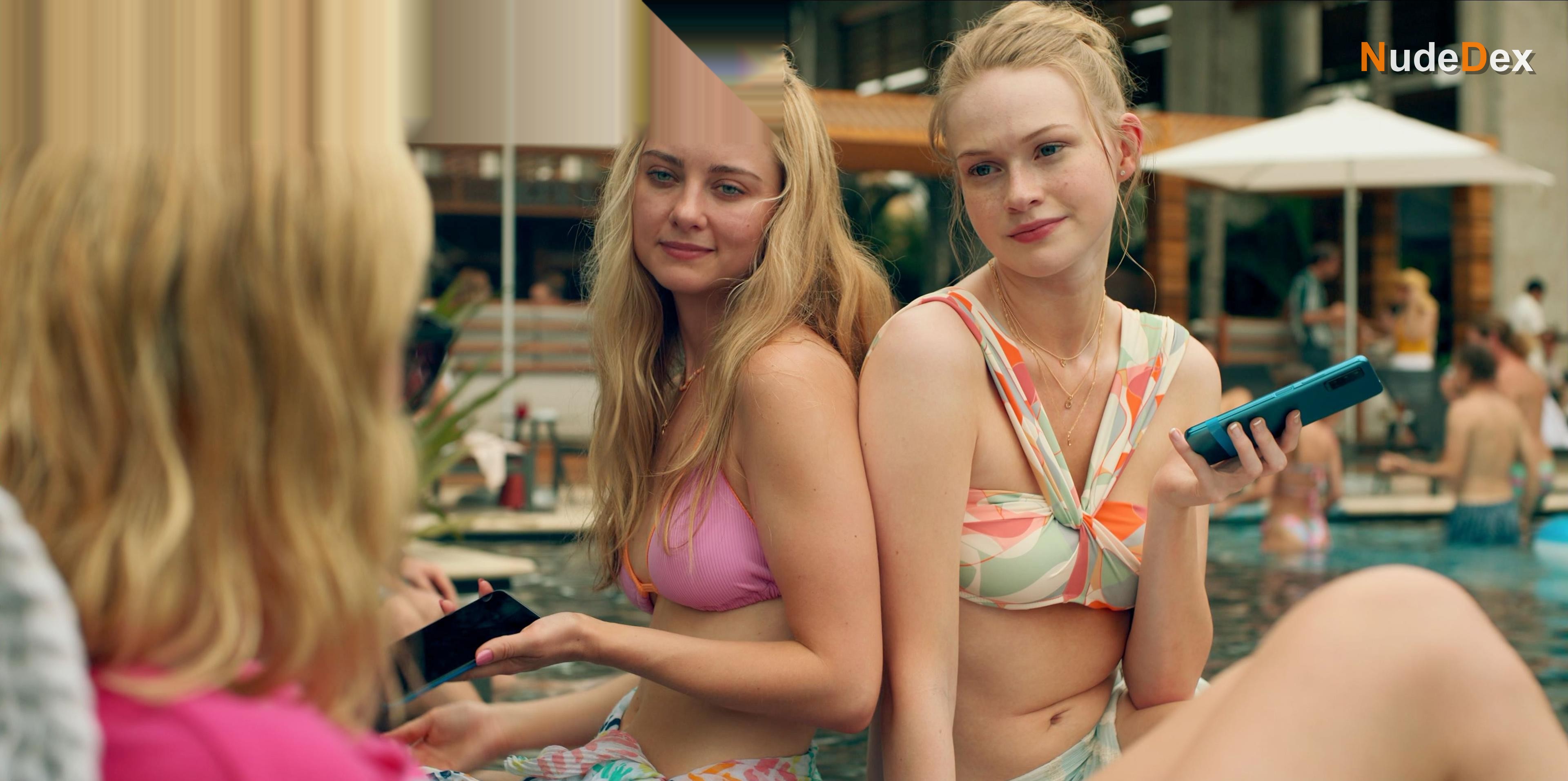 Katie Baker in The Mosquito Coast, photo 2