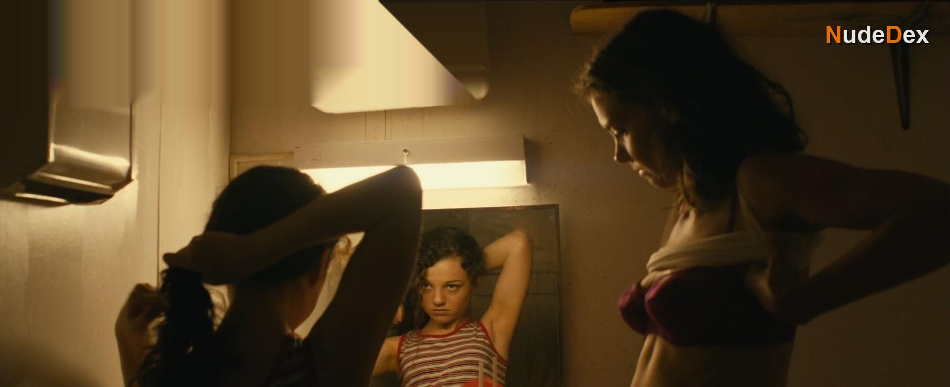 Katie Holmes in All We Had, photo 2
