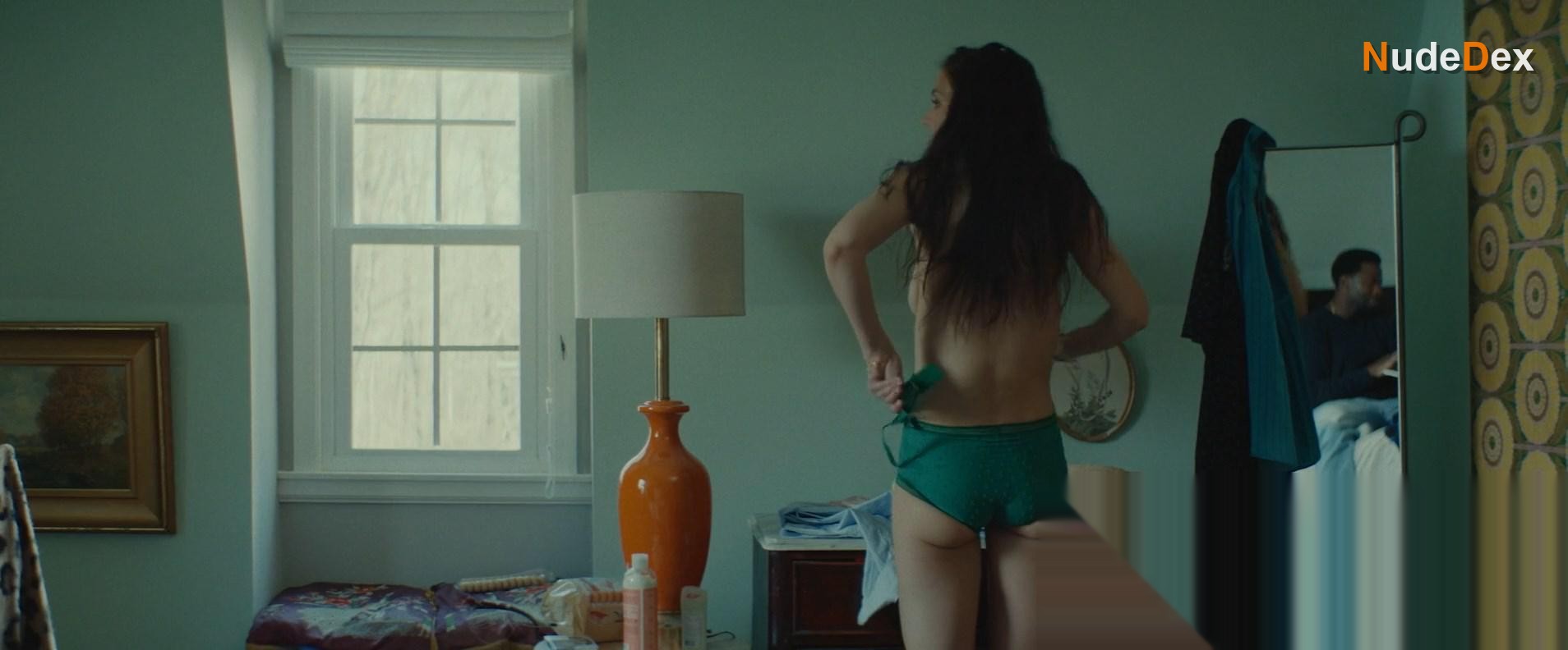 Katie Holmes in Alone Together, photo 10