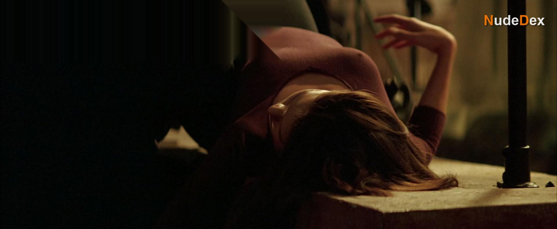 Katie Holmes in Batman Begins, photo 3