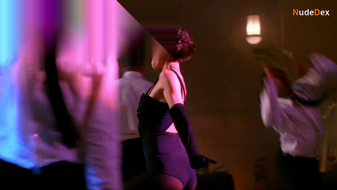 Katie Holmes in Eli Stone, photo 2