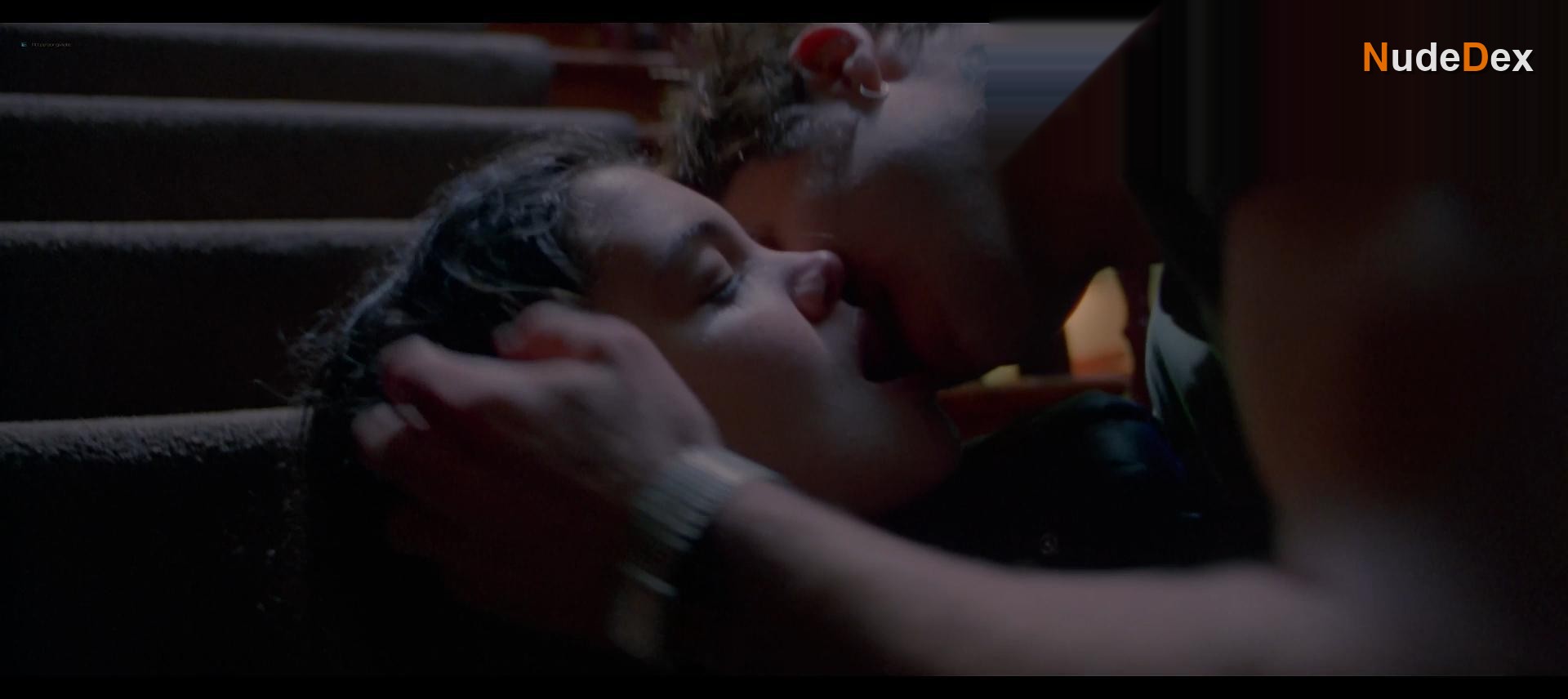 Katie Holmes in Go, photo 4