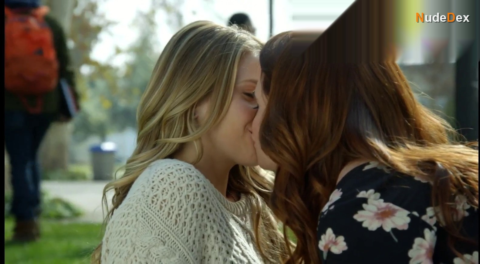 Katie Stevens in Faking It, photo 1