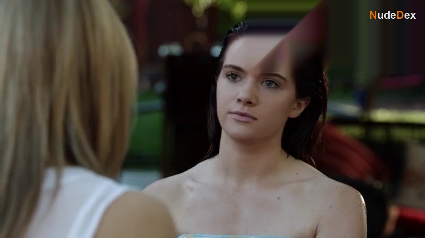 Katie Stevens in Faking It, photo 8