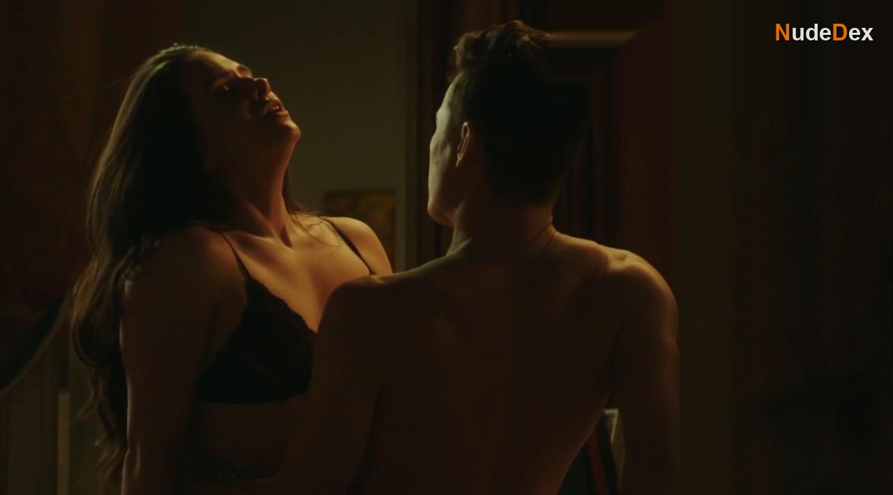 Katie Stevens in The Bold Type, photo 48