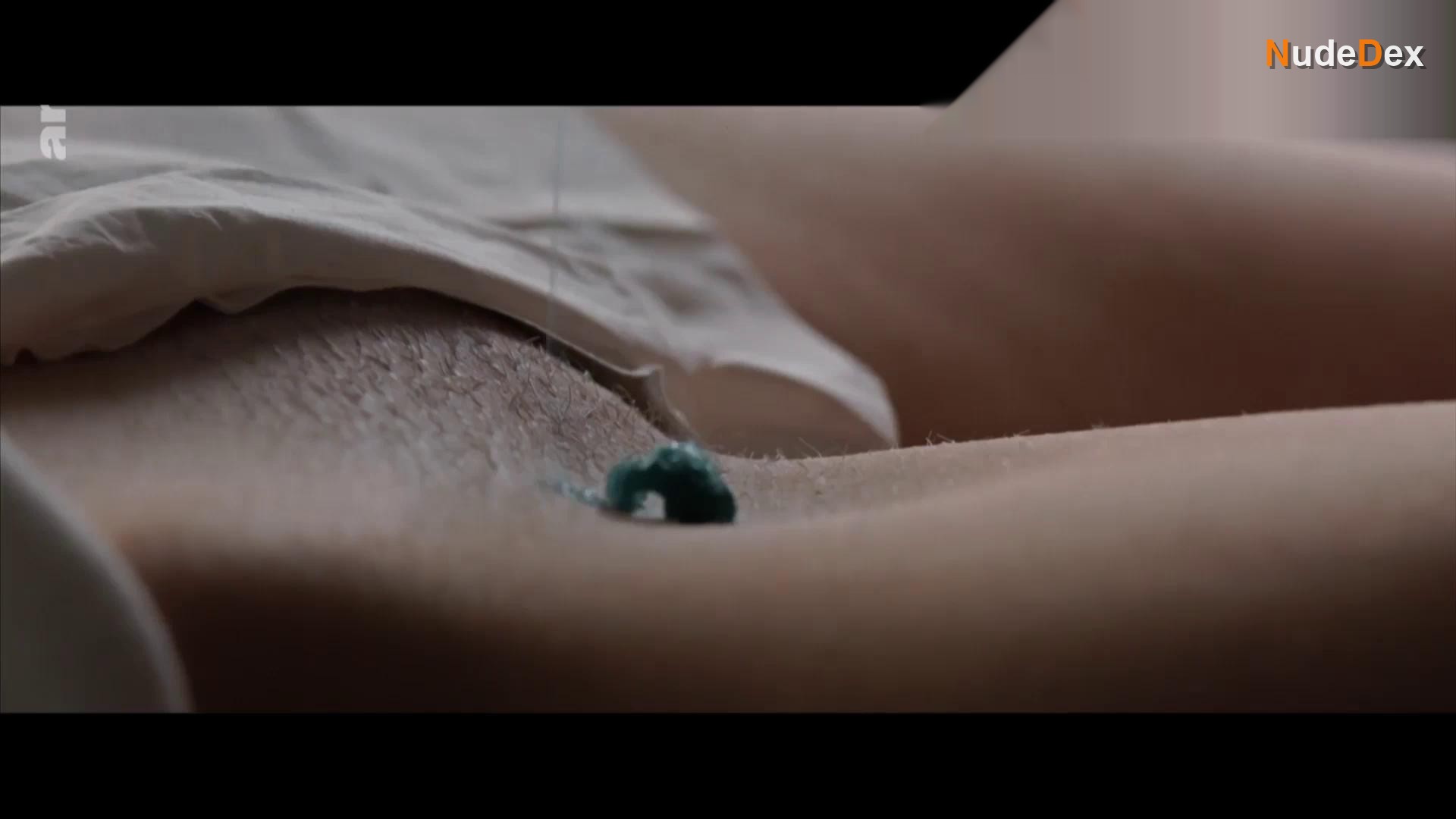 Alba Vulva in Alba Vulva, photo 4