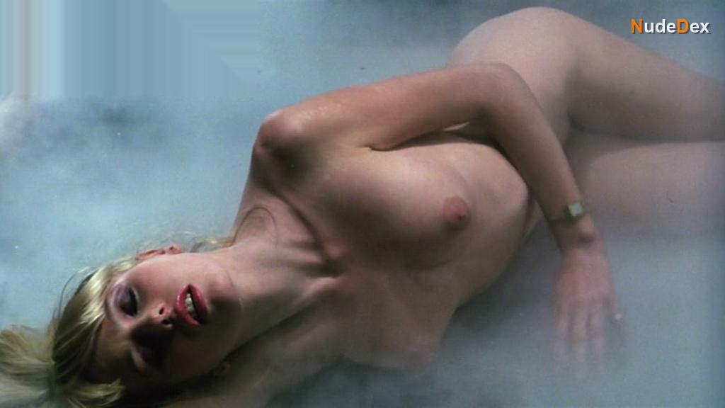 Katja Bienert in Linda, photo 5