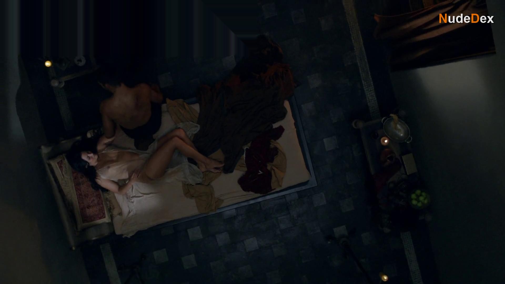Katrina Law in Spartacus, photo 1