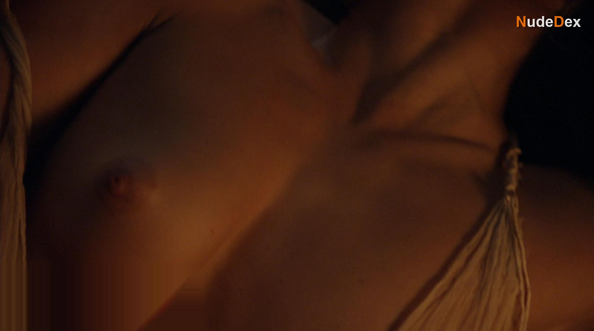 Katrina Law in Spartacus, photo 18