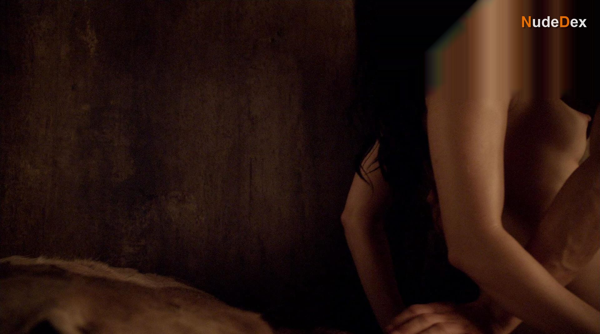 Katrina Law in Spartacus, photo 19