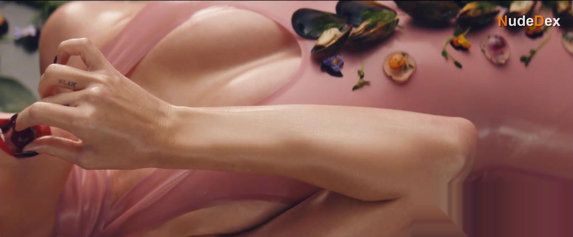 Katy Perry in Bon Appetit, photo 4