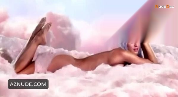 Katy Perry in California Gurls, photo 4