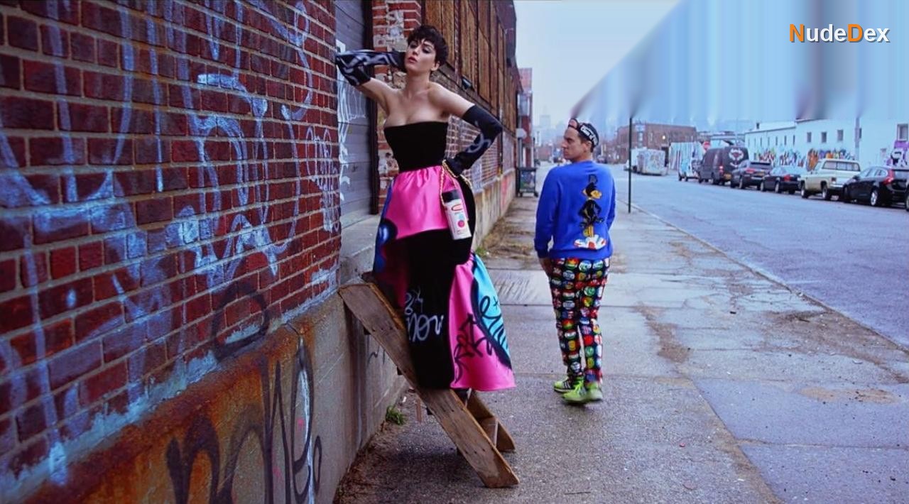 Katy Perry in Katy Perry And Jeremy Scott For Moschino Fall Winter, photo 1