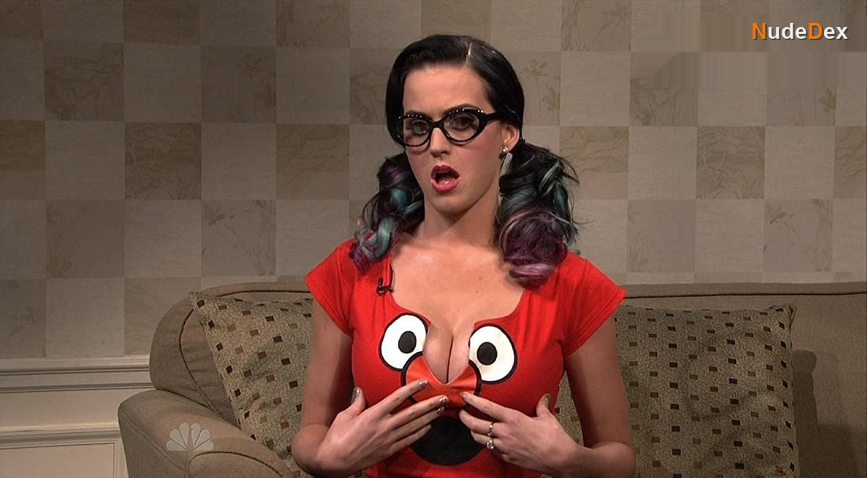 Katy Perry in Saturday Night Live, photo 5