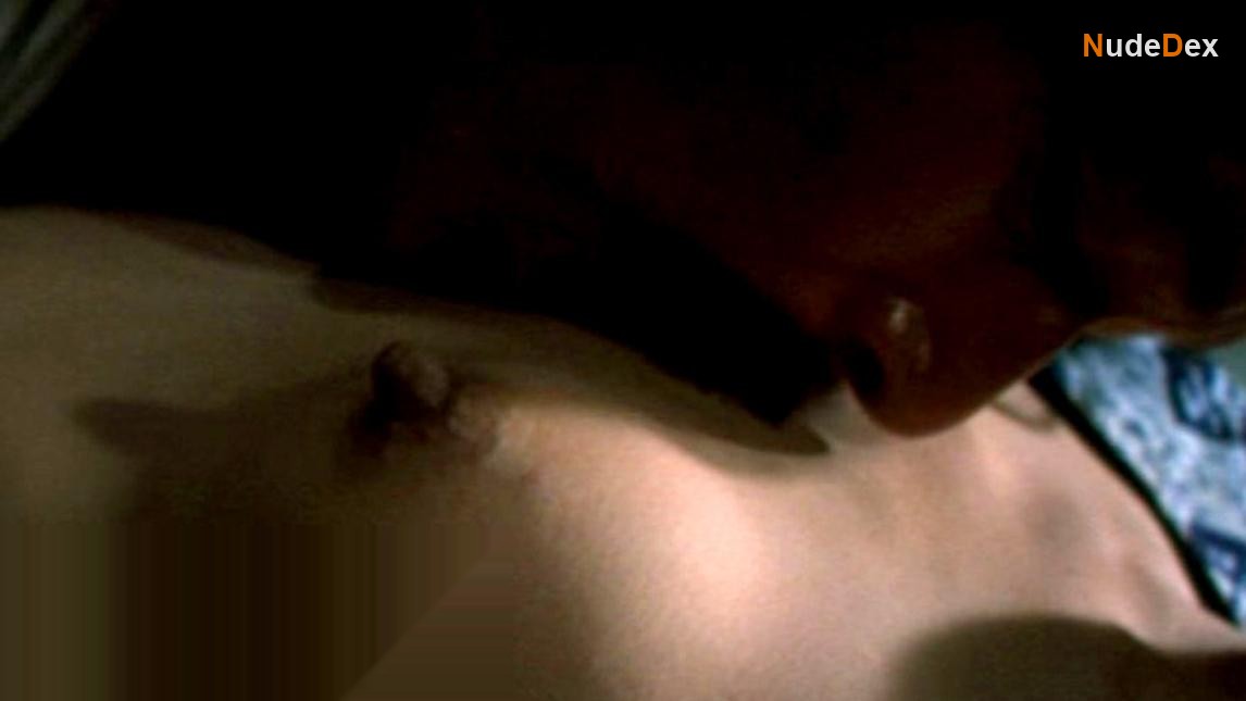 Kazuko Yoshiyuki in Lady Snowblood 2, photo 1