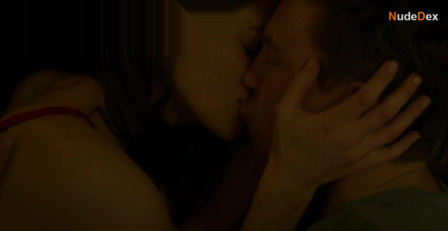 Keira Knightley in Black Doves, photo 4