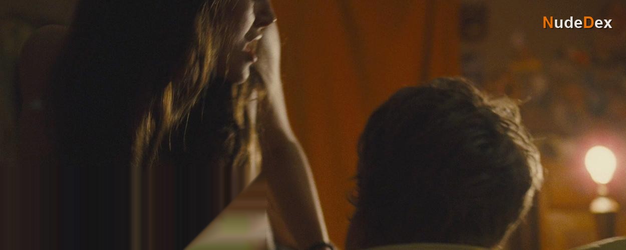 Keira Knightley in Never Let Me Go, photo 2