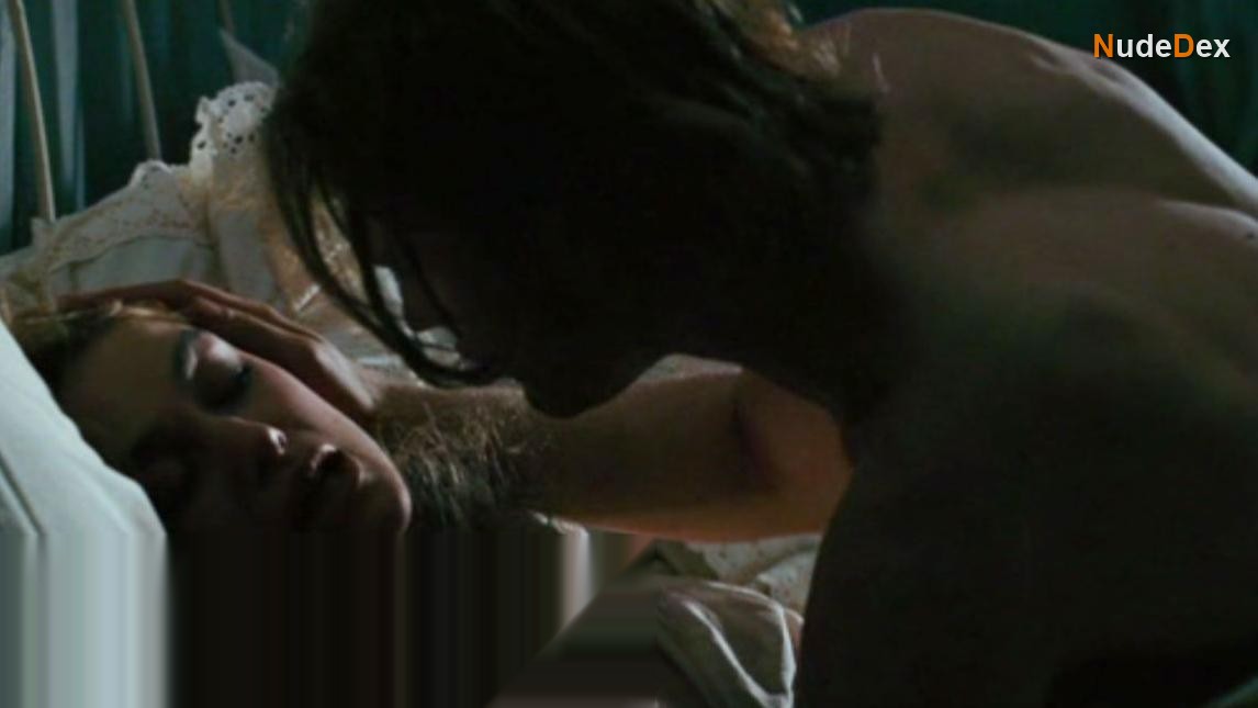 Keira Knightley in Silk, photo 4