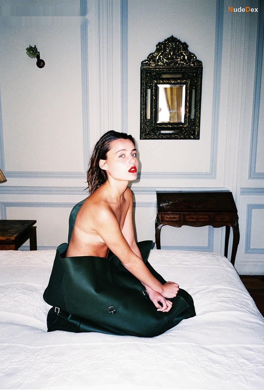 Kelly Bailey in Gq Portugal, photo 10