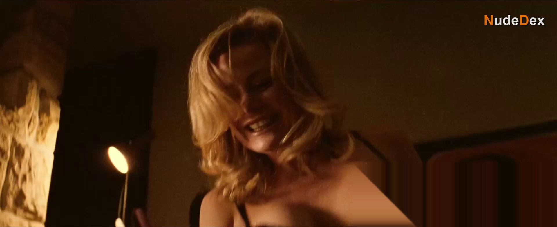 Kelly Butler in Four, photo 8