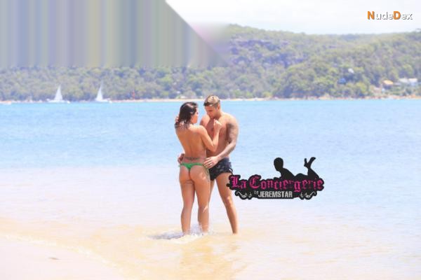Kelly Helard in Les Anges De La Tele Realite, photo 9