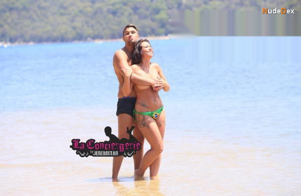 Kelly Helard in Les Anges De La Tele Realite, photo 11