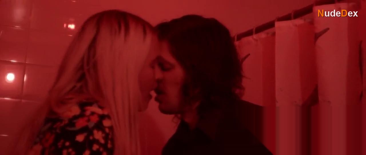 Kelly Kay in Death Trip, photo 5