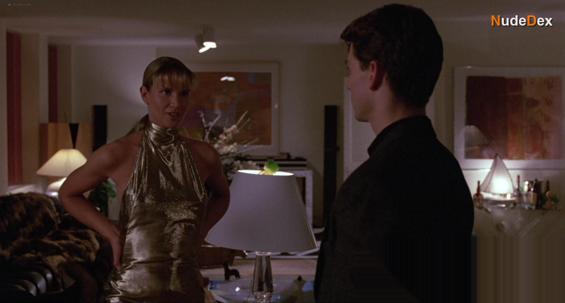 Kelly Lynch in Cocktail, photo 7