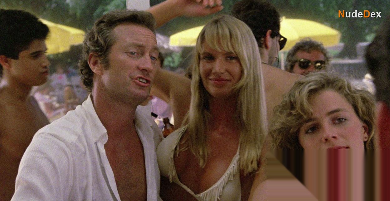 Kelly Lynch in Cocktail, photo 21