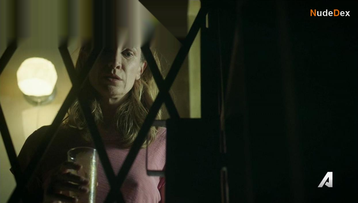 Kelly Lynch in Mr. Mercedes, photo 5